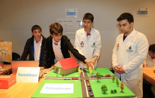 İBB'nin teknoloji eğitimleri meyvelerini veriyor