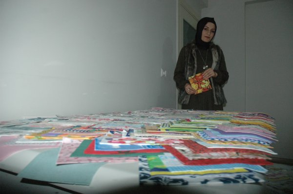 28 yılda 5 bin peçete topladı