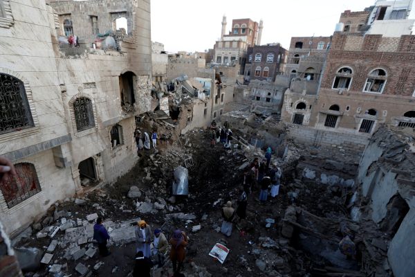 Suudi Arabistan jetleri Yemen'i vurdu