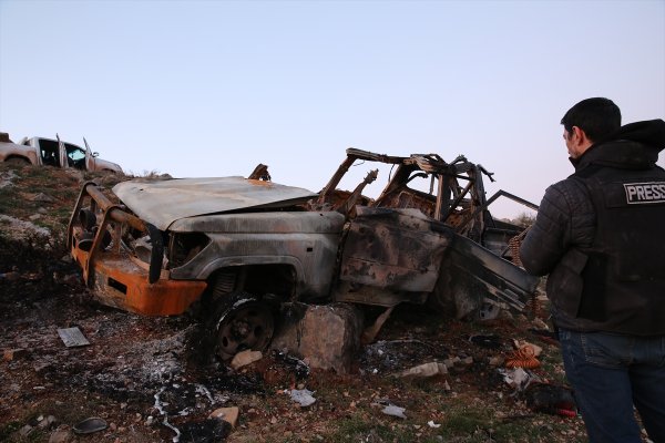 Afrin'de canlı bomba aracı tank atışıyla vuruldu