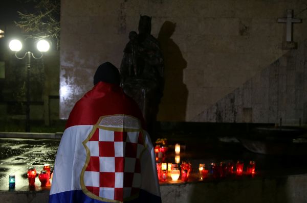 Bosna'da işkenceci Hırvat generali andılar