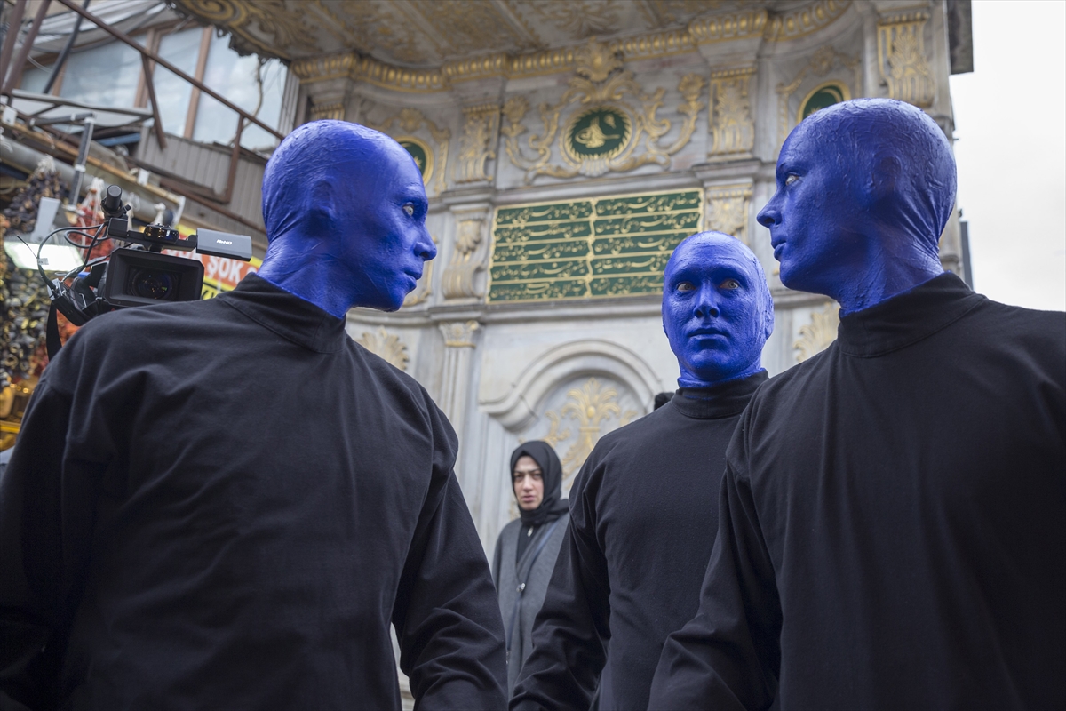 Blue Man Group İstanbul sokaklarında