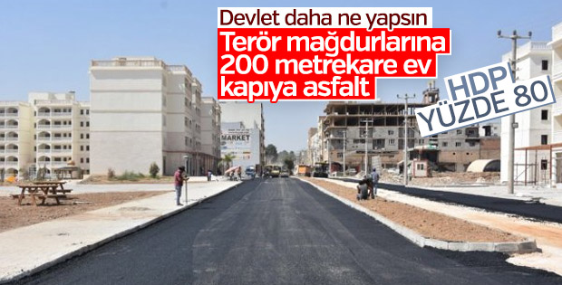 Nusaybin'de terör mağdurları için asfalt çalışması