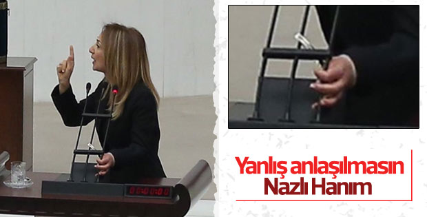 Aylin Nazlıaka kendini kürsüye kelepçeledi