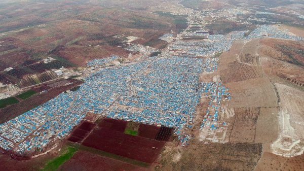 YPG’lilerin hedefi olan kamp havadan görüntülendi