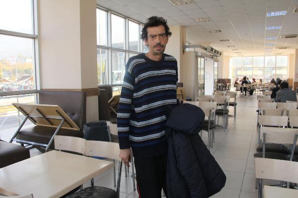 Hastanenin kantininde yaşıyordu, kemoterapi ilaçları çalındı