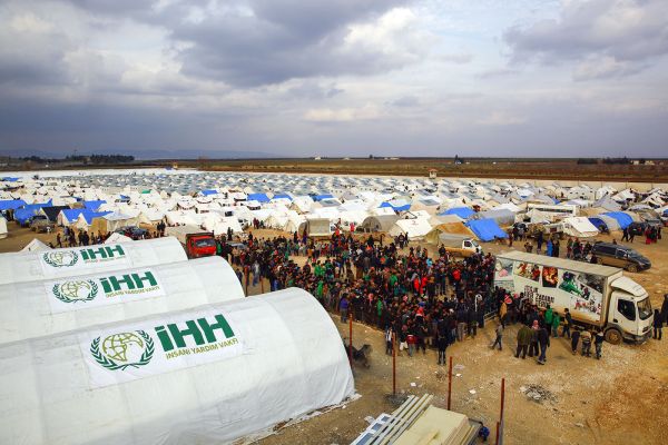 İHH’dan Suriye’ye büyük yardım