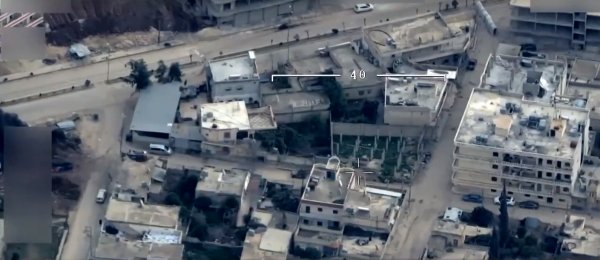 YPG'lilerin evlerin arasından saldırdığı anlar