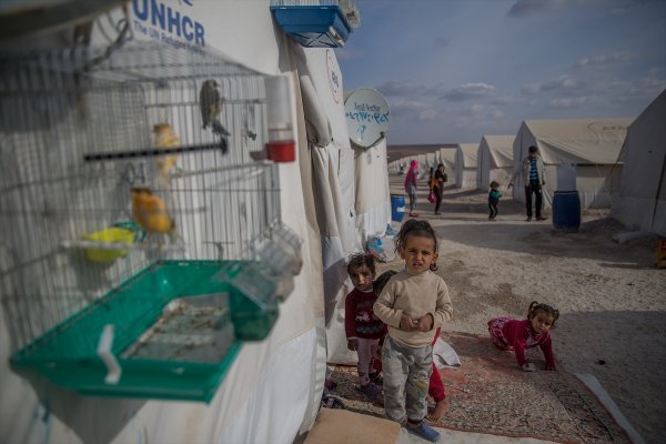 11 bin Suriyeli çocuk Şanlıurfa'da çadır kentte