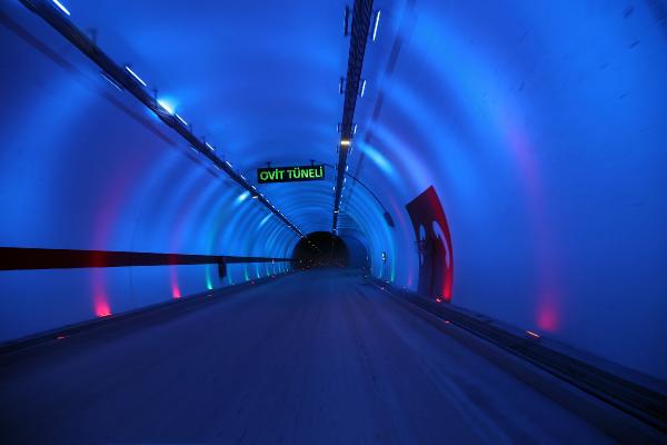 137 yıllık hayaldi: Ovit Tüneli ulaşıma açıldı