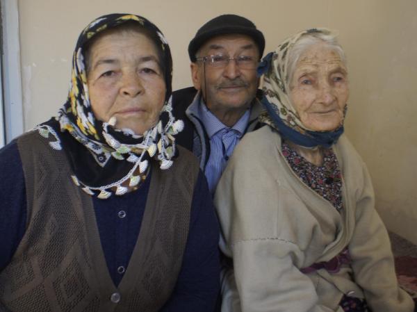108 yaşındaki Fatma Nine'den uzun yaşamın sırrı