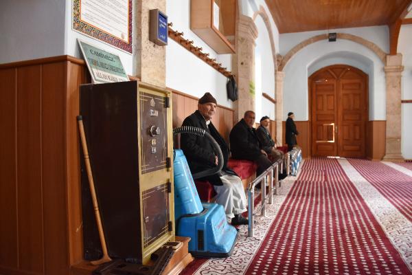 Malatya'daki camiye hırsızlar dadandı