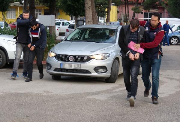 Adana'da 10 PKK şüphelisi tutuklandı