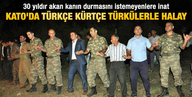 Kato Dağı'nın eteğinde komutanlarla halay