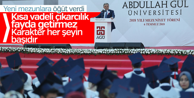 Abdullah Gül, AGÜ mezuniyet törenine katıldı
