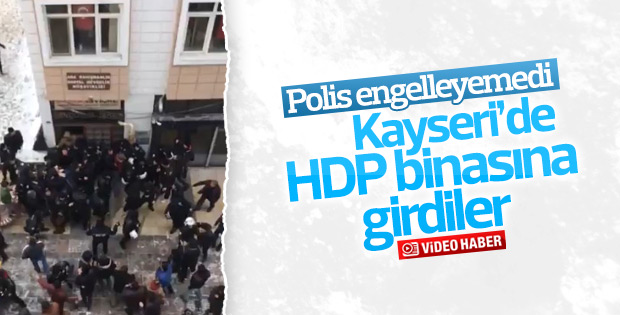 HDP binasına girmek isteyen grubu polis engelleyemedi