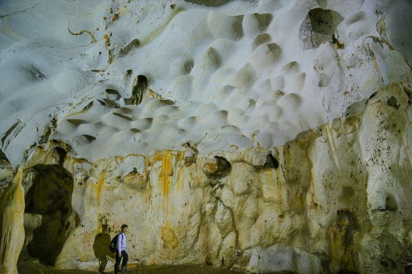 500 bin yıl öncesine ışık tutan mağara: Karain