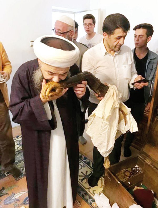 Cübbeli Ahmet'ten, Ahmet Hakan'a protez kol cevabı