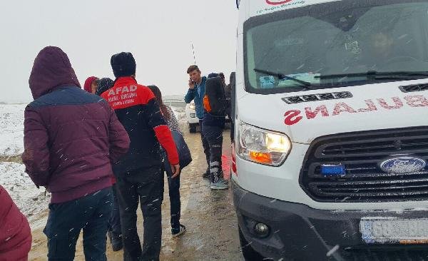 Aksaray'da öğrenci minibüsü devrildi: 18 yaralı