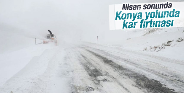 Antalya - Konya yolu kar nedeniyle kapandı