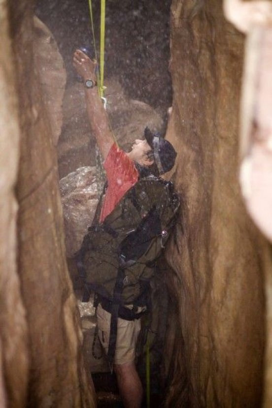 Aron Ralston'un 127 saatlik yaşam mücadelesi