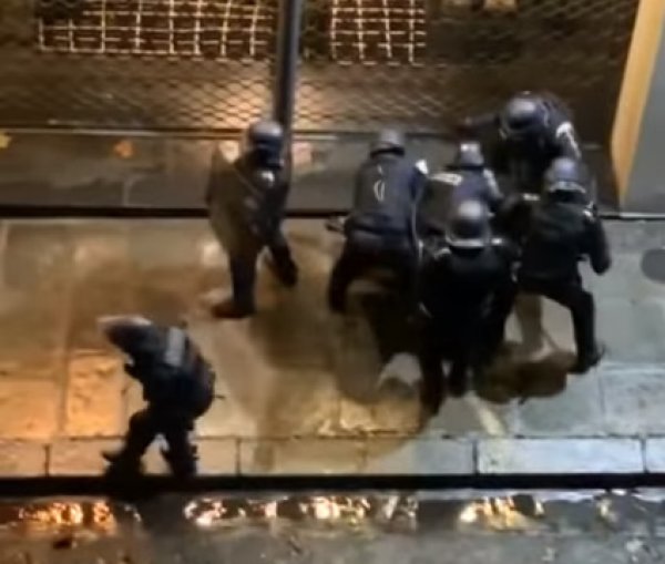Paris'te polis dehÅeti