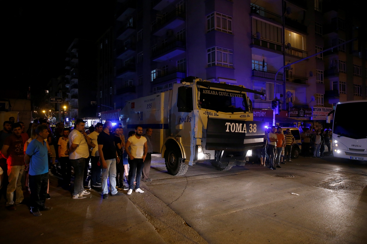 Ankara’da Suriyeli sığınmacılarla Türk vatandaşları arasında kavga Ankara’da Suriyeli sığınmacılarla Türk vatandaşları arasında kavga