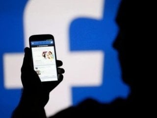 Facebook çıplak fotoğraflarınızı depolamak istiyor