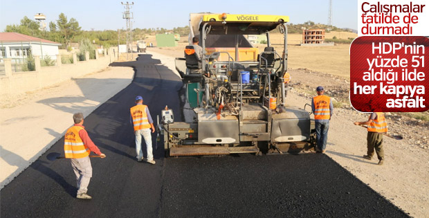 Siirt'te asfalt çalışmalarına ara yok