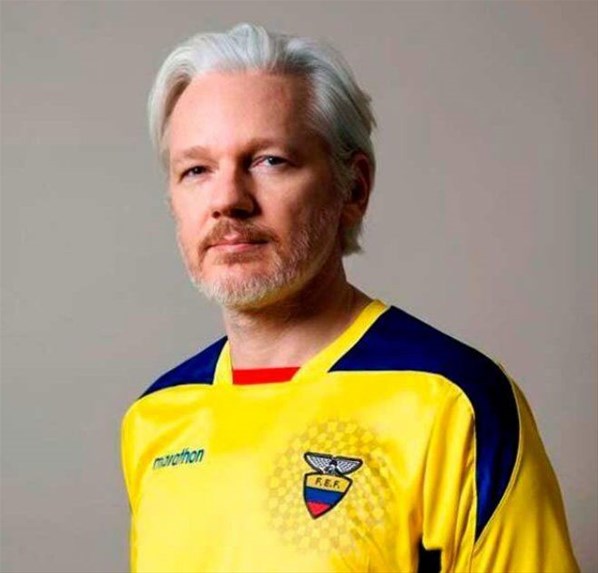 Julian Assange Ekvador vatandaşı oldu