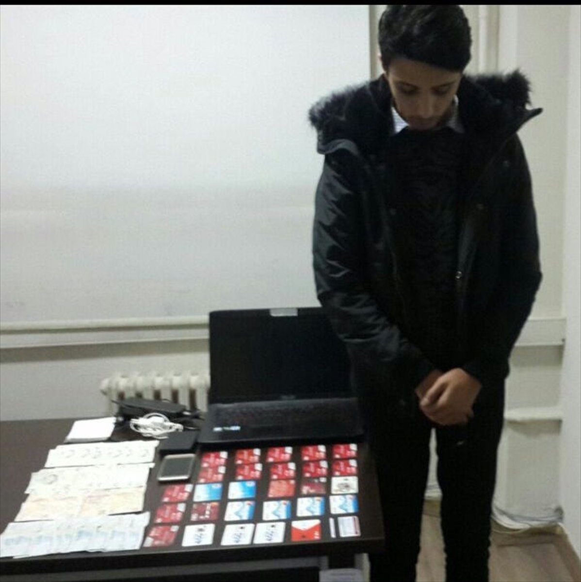 Ankara'da banka kartı dolandırıcısı yakalandı