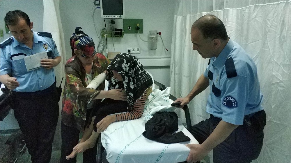 'Dilenmiyor' diye annesini hastanelik etti