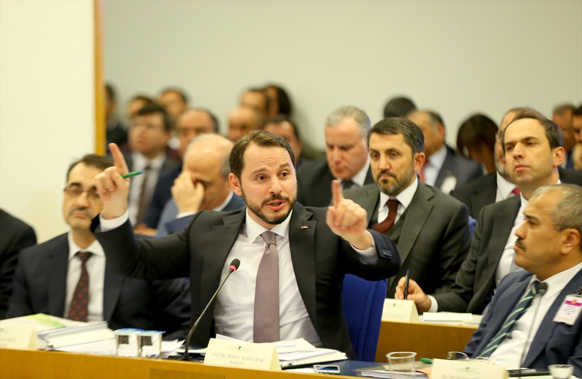 Bakan Albayrak: En ucuz doğalgaz Türkiye'de