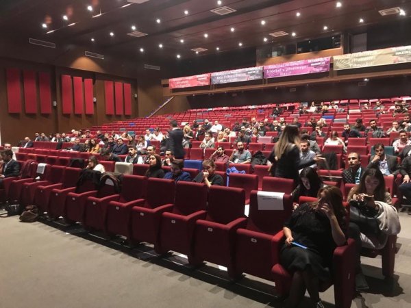 Canan Kaftancıoğlu, boş salona konuştu