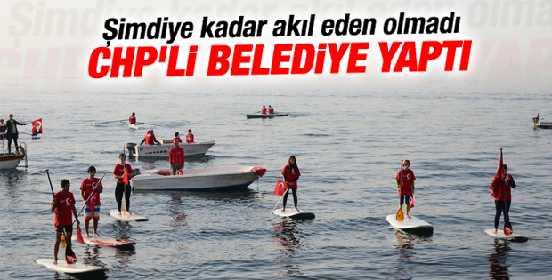 Kadıköy'de Ata'ya saygı zinciri