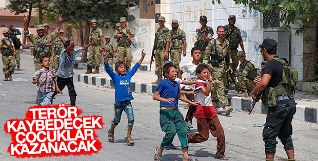 Cerablus'ta çocukların özgürlük sevinci