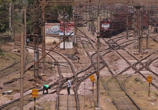 Israel plans for railway connecting it with Arab countries