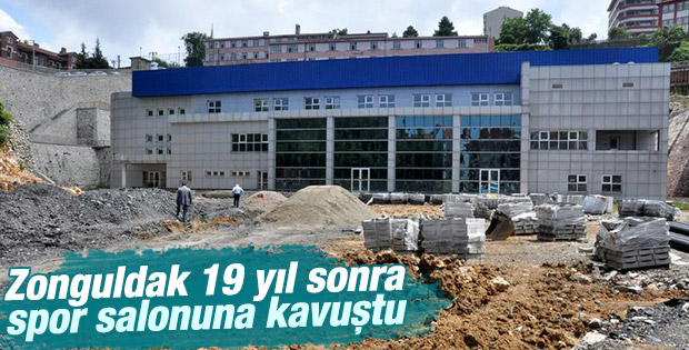 Zonguldak'ta 19 yıl sonra tamamlanan spor salonu