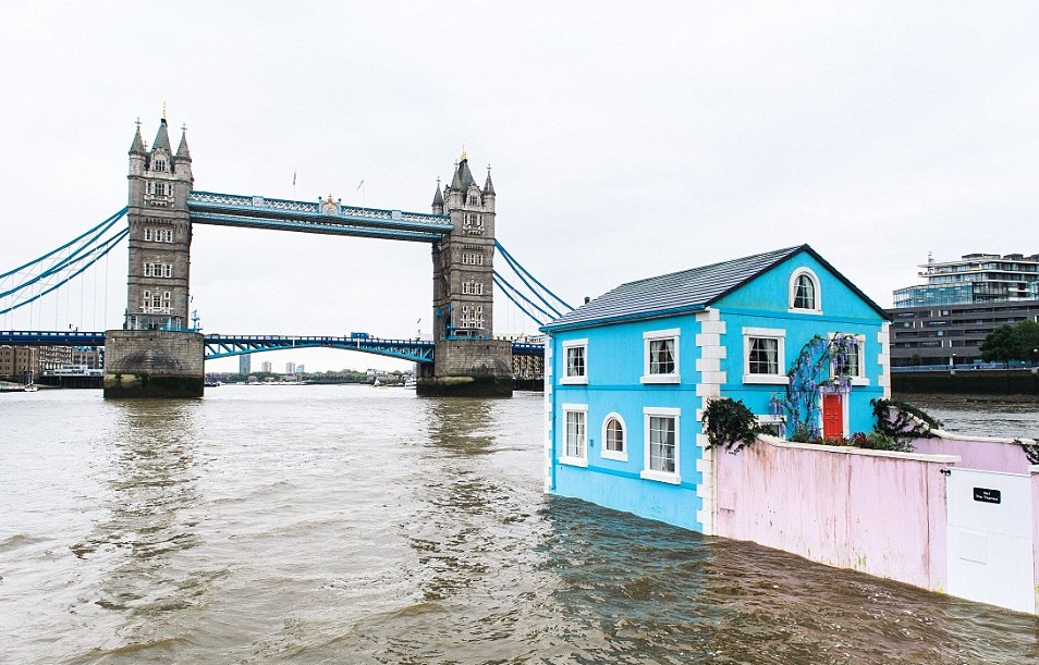 Londra�da sıradışı bir ev tasarlandı