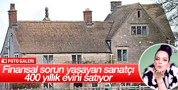 İngiliz şarkıcı borçları yüzünden malikanesini satıyor