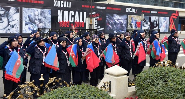 İBB izcileri Azerbaycan'da Hocalı şehitlerini andı