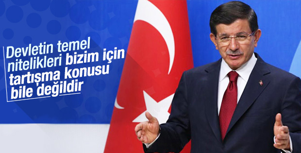 Başbakan Davutoğlu'ndan laiklik tartışması yorumu