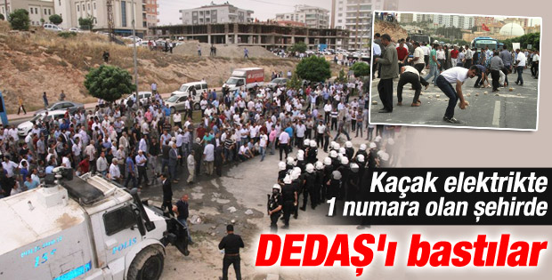 Mardin'de çiftçiler DEDAŞ binasını bastı