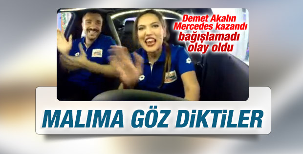 Demet Akalın: Malıma göz dikmeyin
