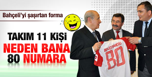 Devlet Bahçeli'yi şaşırtan forma