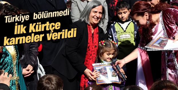 Diyarbakır'da ilk kez Kürtçe karne verildi