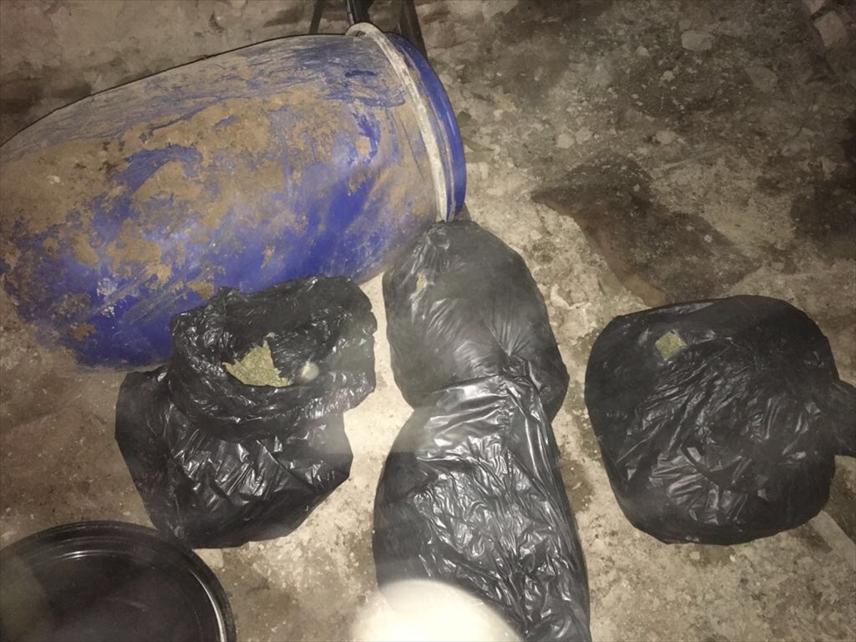 Diyarbakır'da PKK'ya uyuşturucu darbesi