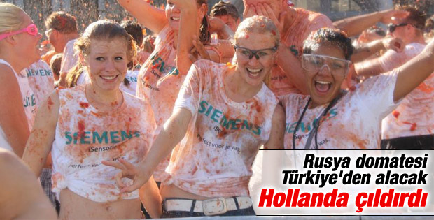 Hollanda'dan Rusya'ya domatesli protesto İZLE