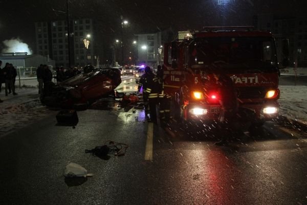 Sivas'ta takla atan araçta bir kişi hayatını kaybetti