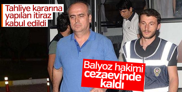 Balyoz davası hakiminin tutukluluğu devam edecek